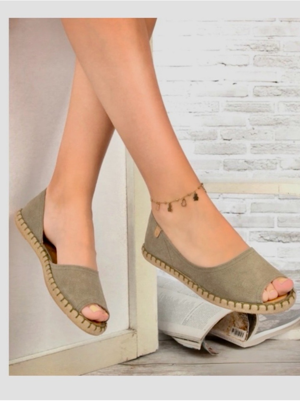 Verbenas Cruz taupe open-toe espadrille flat (size 6.5 - 7)